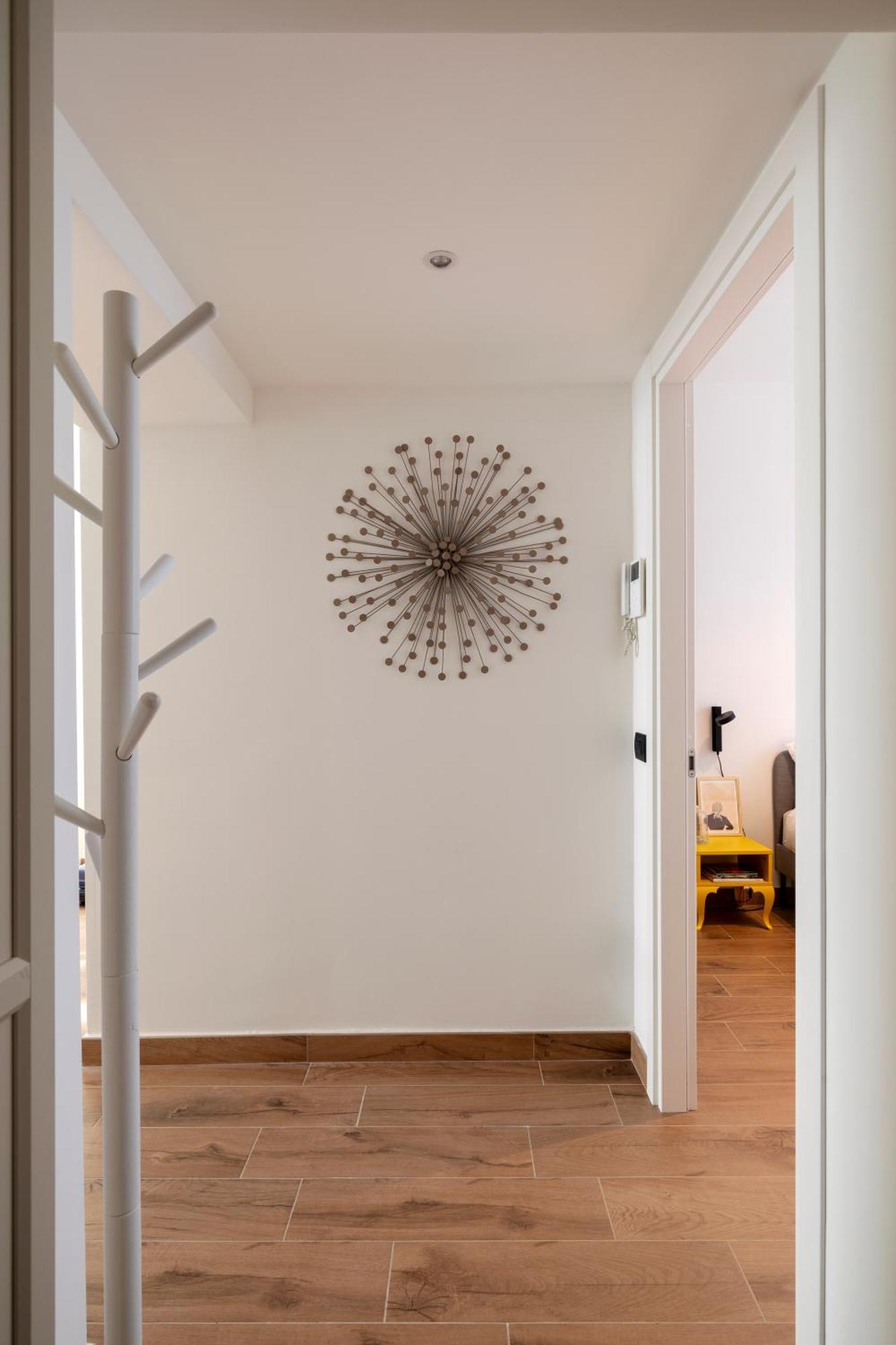 The House Of Dandelions - Duomo In 15Min By Metro M3 Apartment Milan Exterior photo