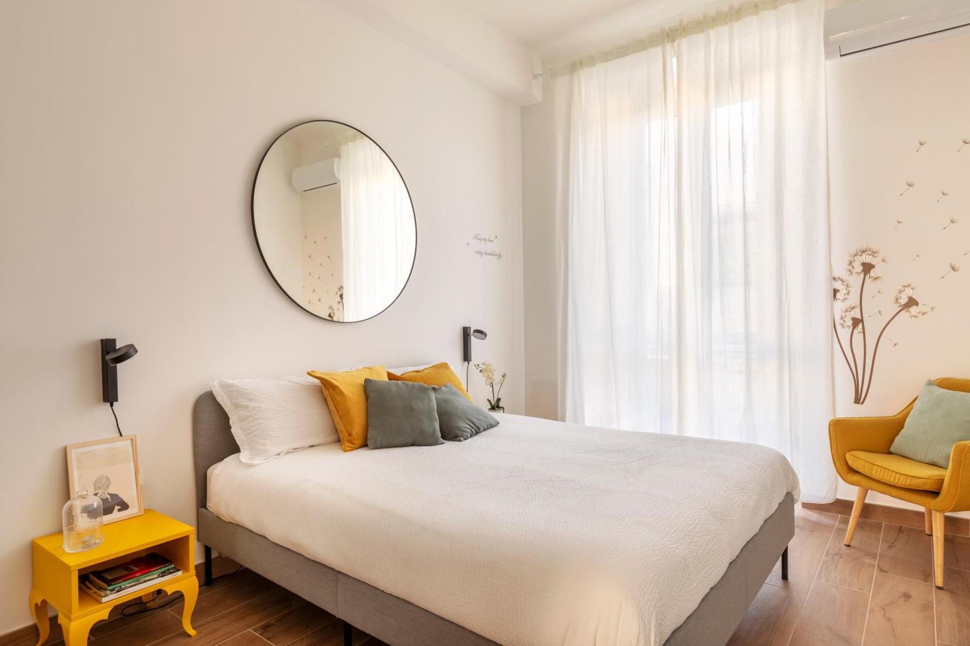 The House Of Dandelions - Duomo In 15Min By Metro M3 Apartment Milan Exterior photo