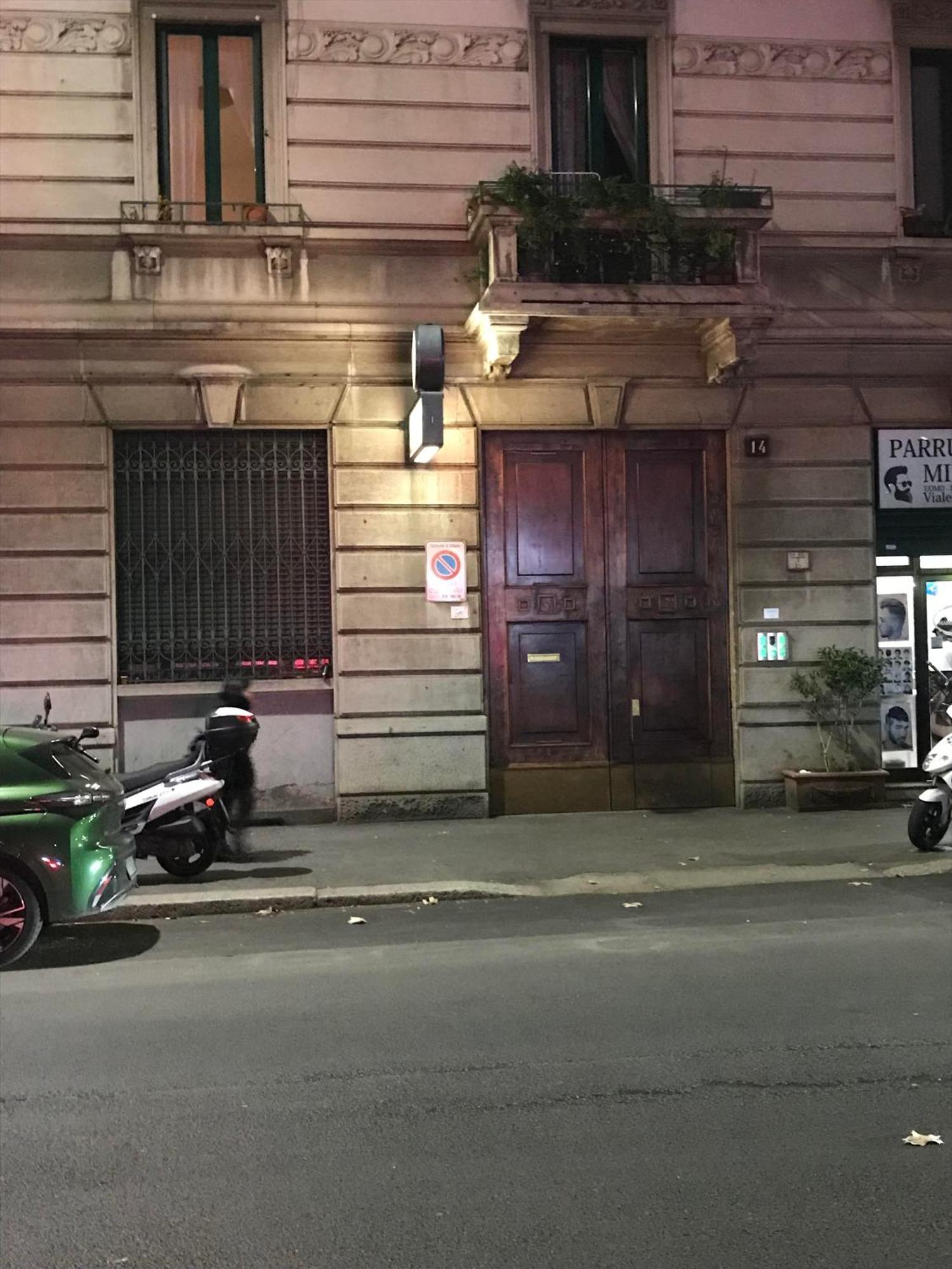 The House Of Dandelions - Duomo In 15Min By Metro M3 Apartment Milan Exterior photo